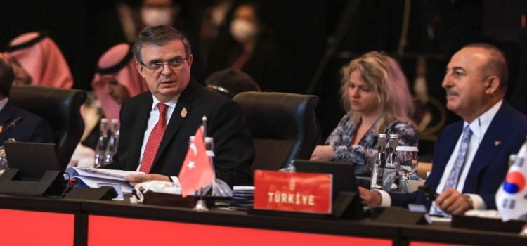 Marcelo Ebrard pide al G20 una solución pacífica a la guerra en Ucrania