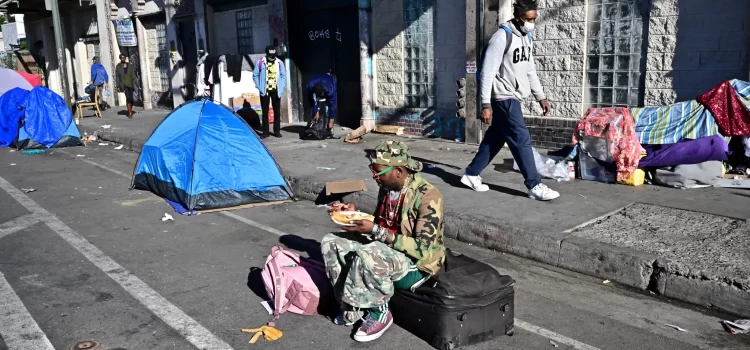 Comienza el censo anual de personas sin hogar en Los Ángeles