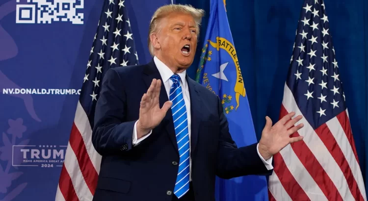 Sopesan eliminar a Trump de boleta primaria en Illinois por participación en insurrección