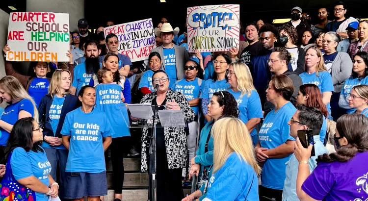 Cambios en LAUSD obligan a escuelas chárter a buscar nuevos espacios