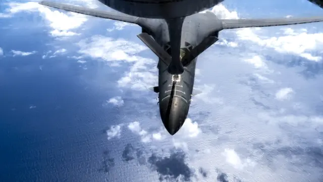 Estados Unidos responde con ataques aéreos al ataque con drones en Jordania