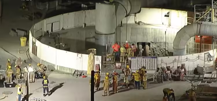 31 trabajadores se ponen a salvo tras el colapso del túnel sanitario en Los Ángeles