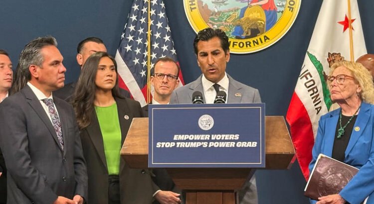 Republicanos de California piden frenar los nuevos mapas electorales