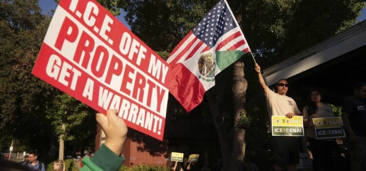 Gobierno de California aprueba primera ley contra operativos de ICE