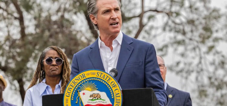 Nueva ley de California le da más autonomía al estado en salud