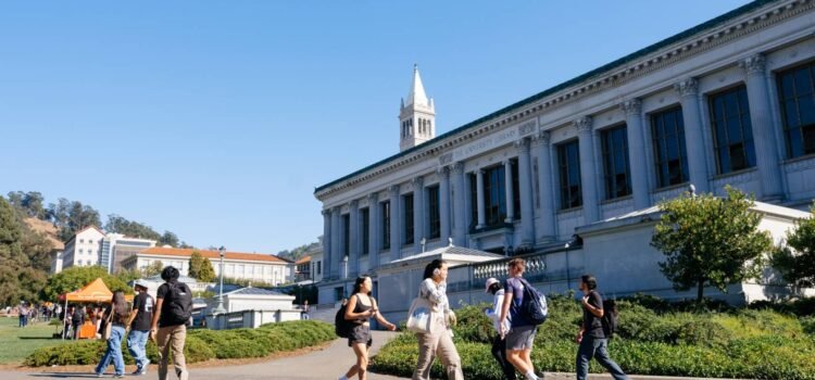 Universidad de California es la mejor universidad pública en el ranking Best Colleges de 2026