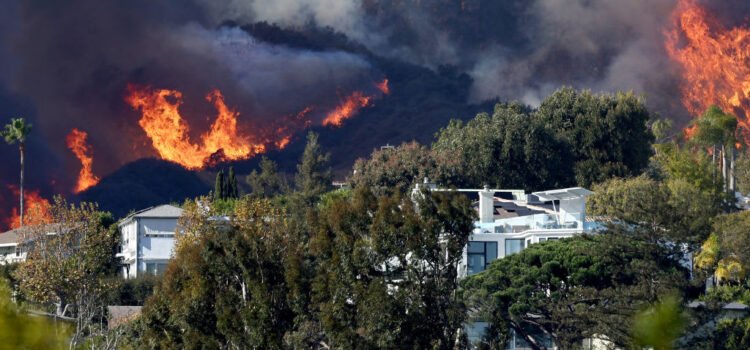 Sospechoso en tribunal estadounidense meses después del mortal incendio de Los Ángeles