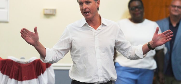 Los refugiados federales que lideran la lucha contra Trump en California