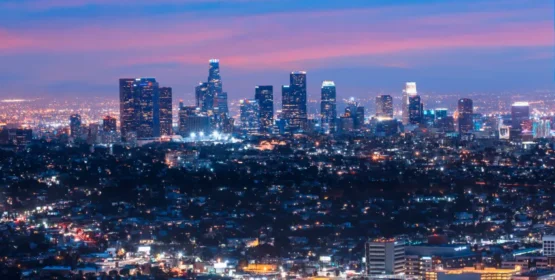 Líderes económicos y turísticos de Los Ángeles anuncian la campaña ‘Los Ángeles está abierta’