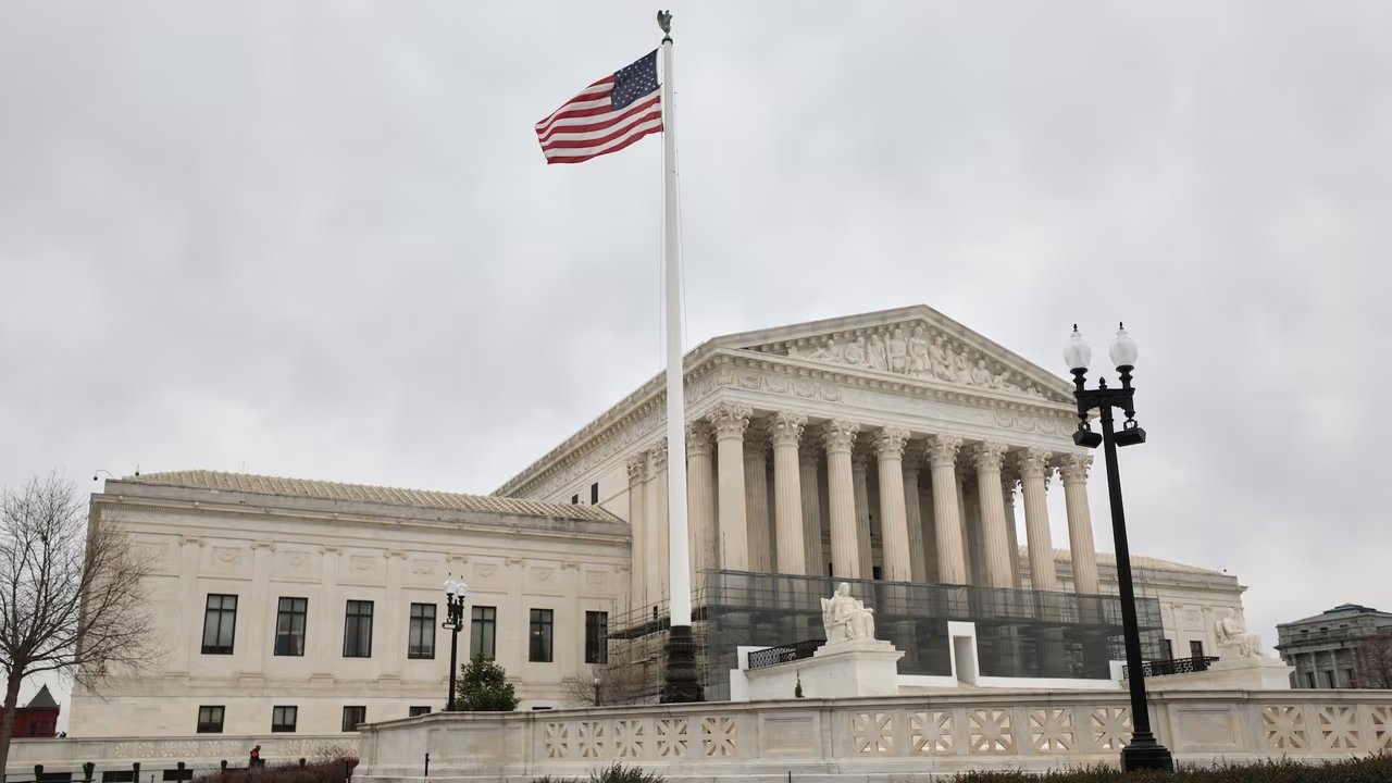 La Corte Suprema avala nuevo mapa electoral prodemócrata de California, bajo la amenaza de Trump